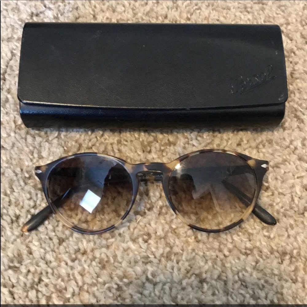Women’s Persols